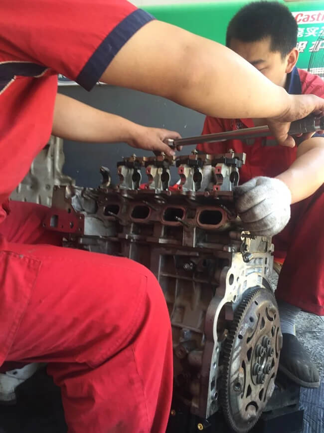 汽車玻璃水噴出來(lái)沒(méi)勁是怎么回事？