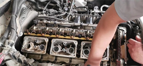 汽車發(fā)動機怠速抖動是什么原因引起的？